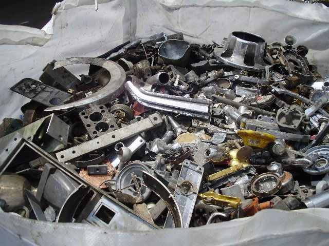 Old Zinc Die Cast Scrap (Saves) - Image 6